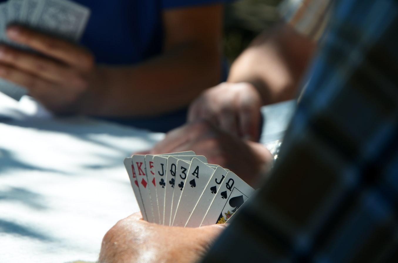 Как не нужно играть в покер. Ошибки новичков - Блог GameBridge